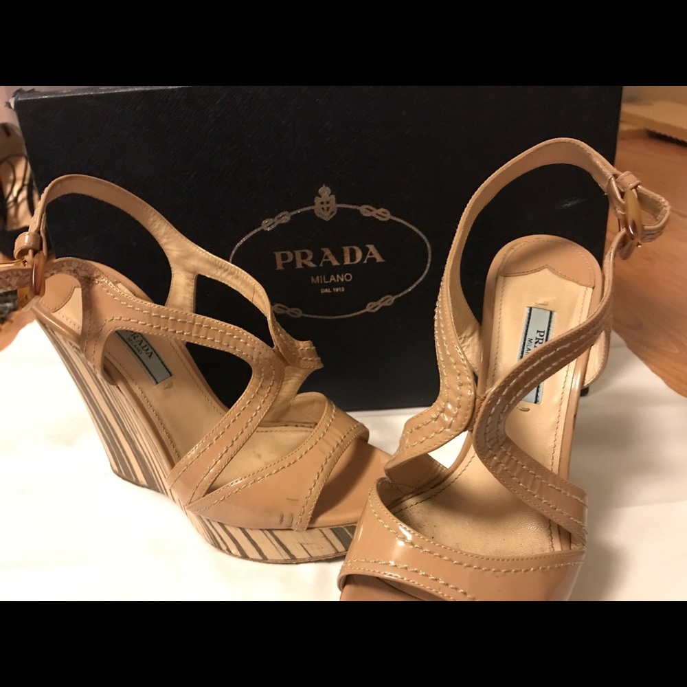 Prada wedges beige